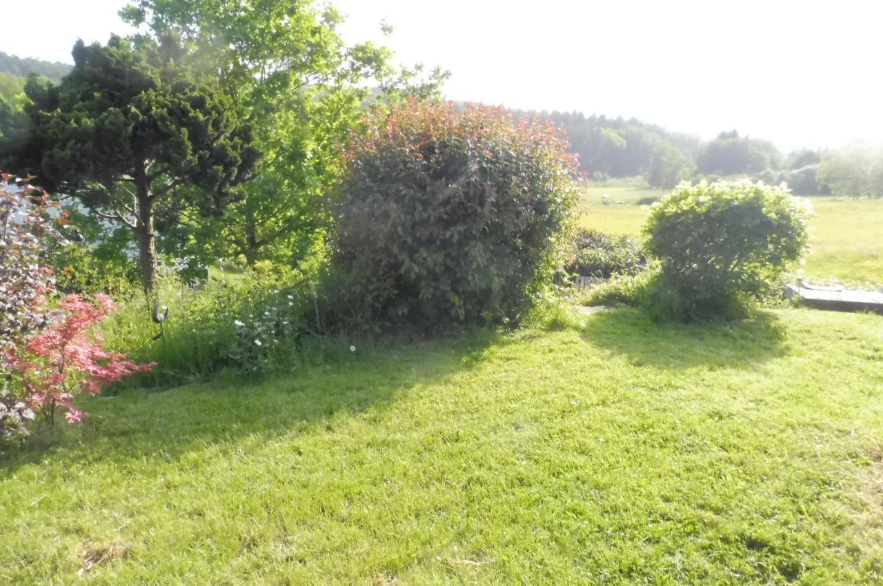 La Lustinoise Bed & Breakfast Екстериор снимка