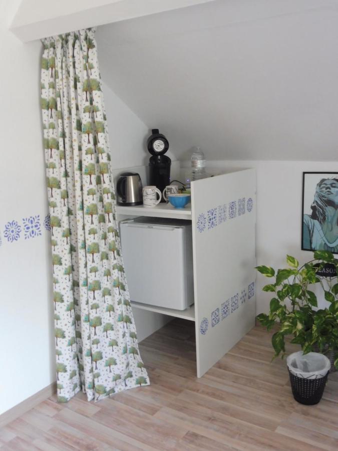 La Lustinoise Bed & Breakfast Екстериор снимка